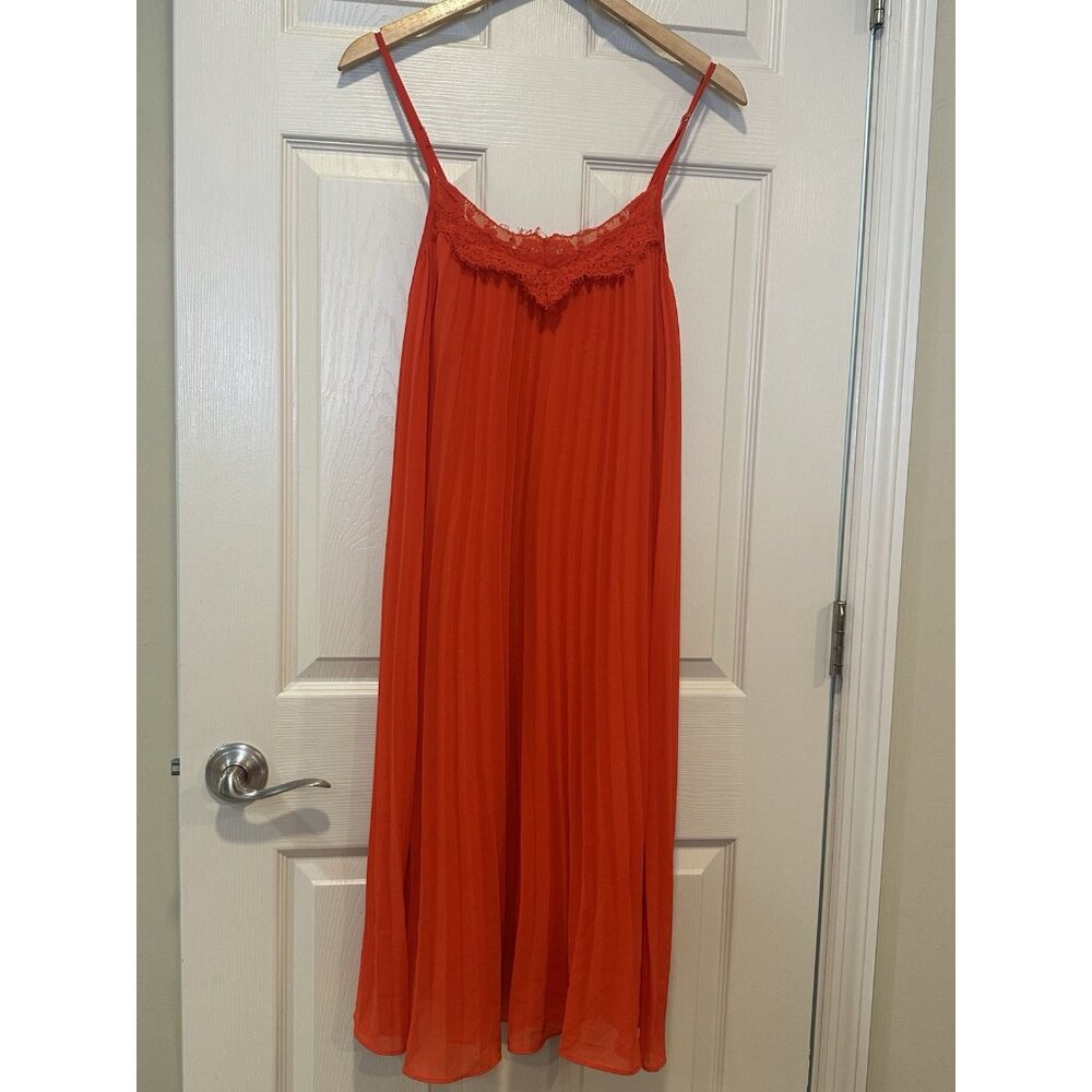 Lulus‎ Celebration Red Pleated Dress Size S NWT